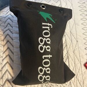 Frogg Toggs. Froggtoggs tan rain gear
In carrying case
